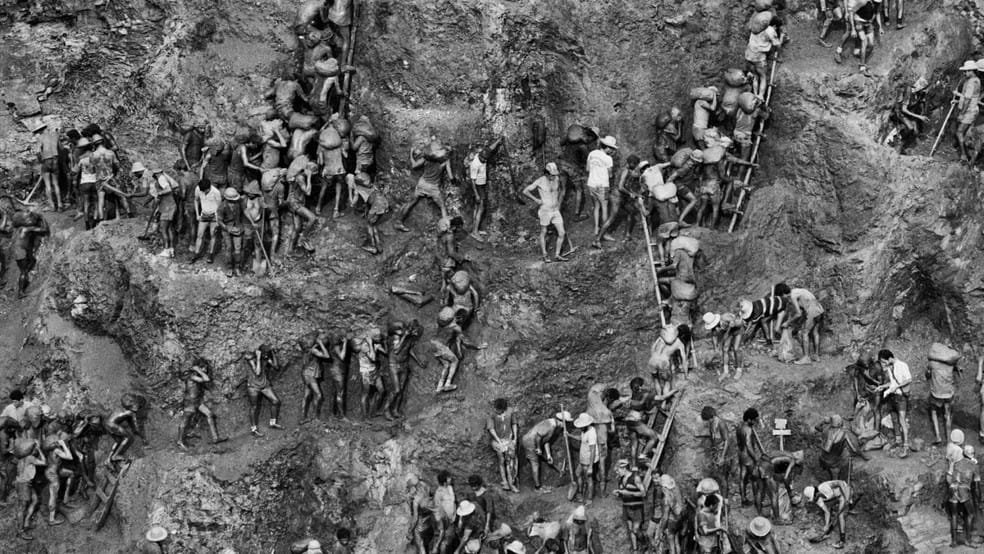 serra_pelada Sebastião Salgado: O Fotógrafo que Mudou o Mundo