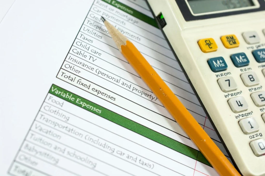 contas-1024x683 Finanças Doméstica: Como Organizar Seu Dinheiro para Sair do Aperto